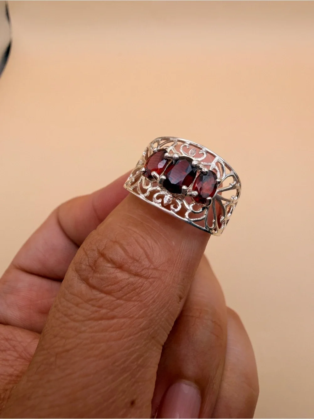 925 Sterling Silver 1.75 Ctw Garnet Ring Size 10.